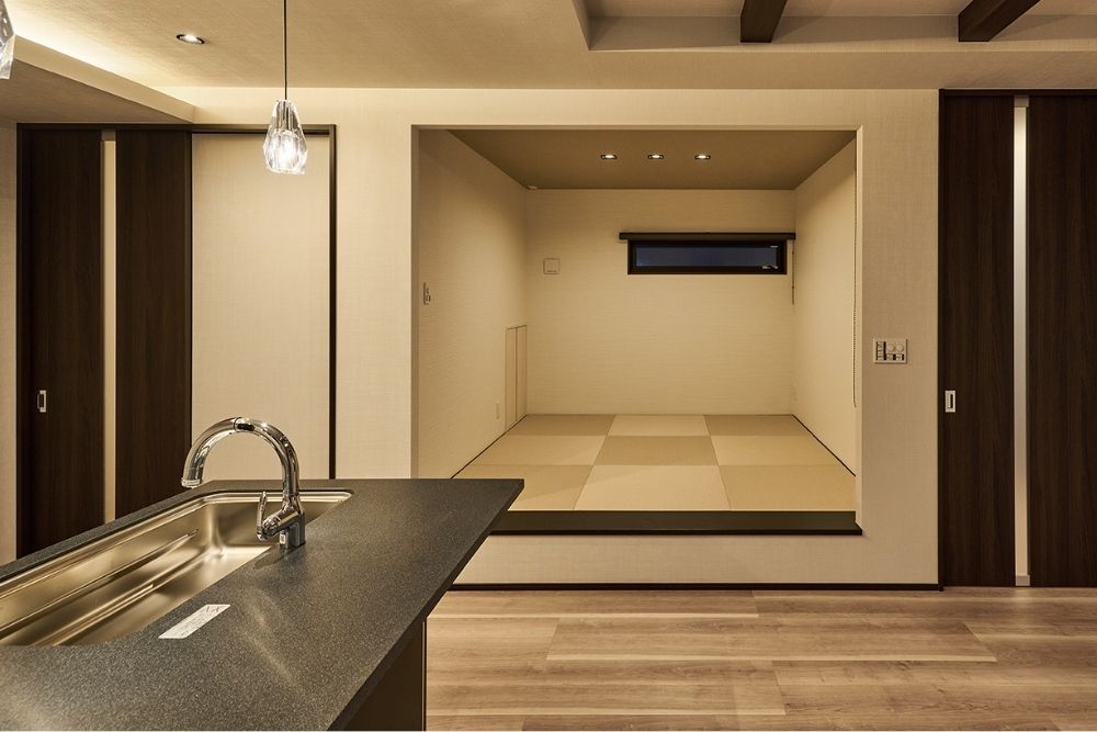 注文住宅で和室は必要？と悩む30代の子育て世代へ。LDKと繋がる畳空間の魅力を解説します。玉善で「あると便利な和室」を体感しませんか。