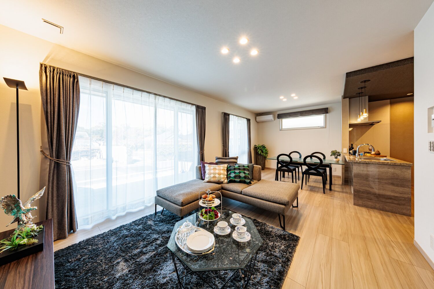 玉善の注文住宅。施工事例のリビング写真。